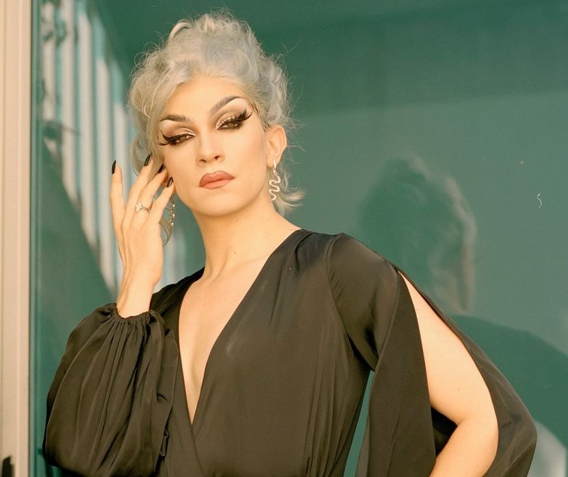 Vote for Jonnie Reinhart